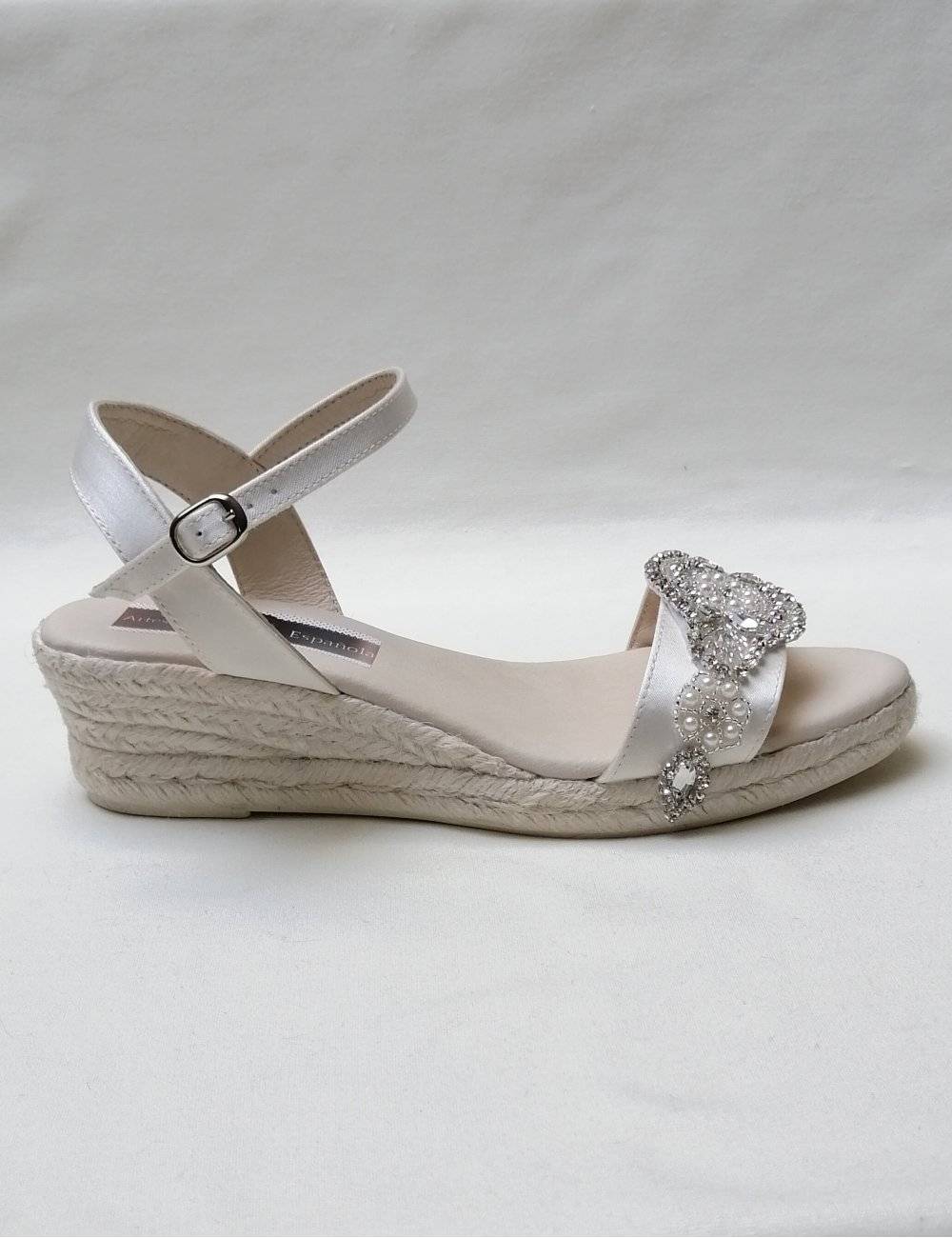 Low Bridal Wedges Aura