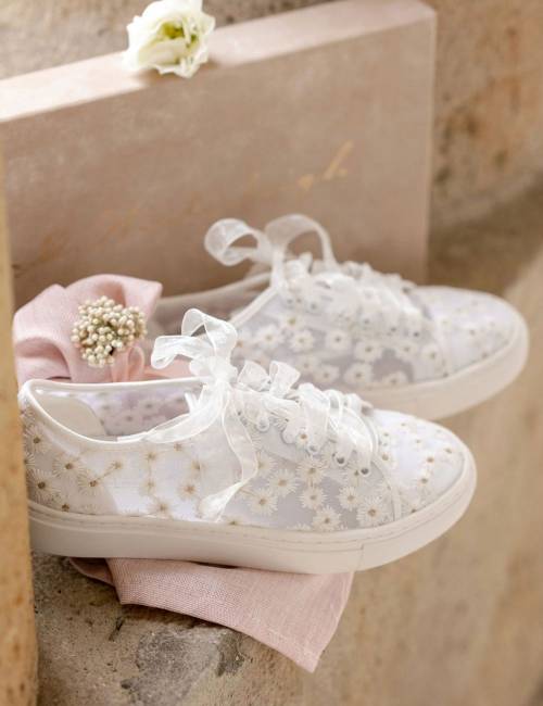 Daisy Bride Slippers